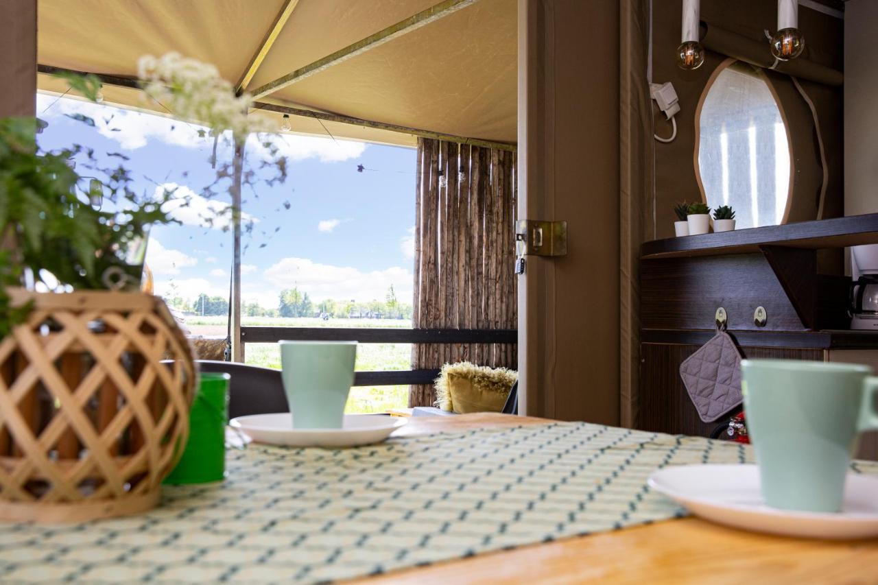 Boerderij Camping Nixhoeve Genderen Buitenkant foto