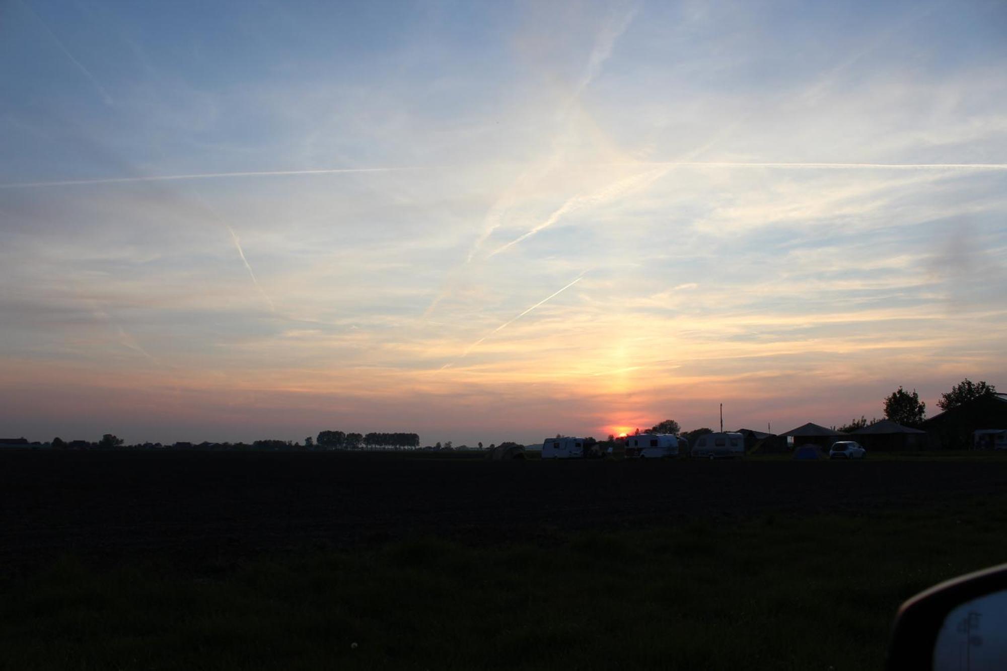 Boerderij Camping Nixhoeve Genderen Buitenkant foto